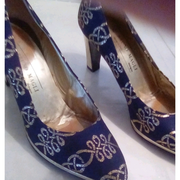 Bruno Magli Shoes - BRUNO MAGLI ,black and Gold Size 6 1/2